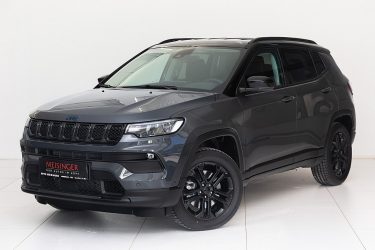Jeep Compass 1.3 PHEV Night Eagle 4xe MY22 bei Auto Meisinger in 